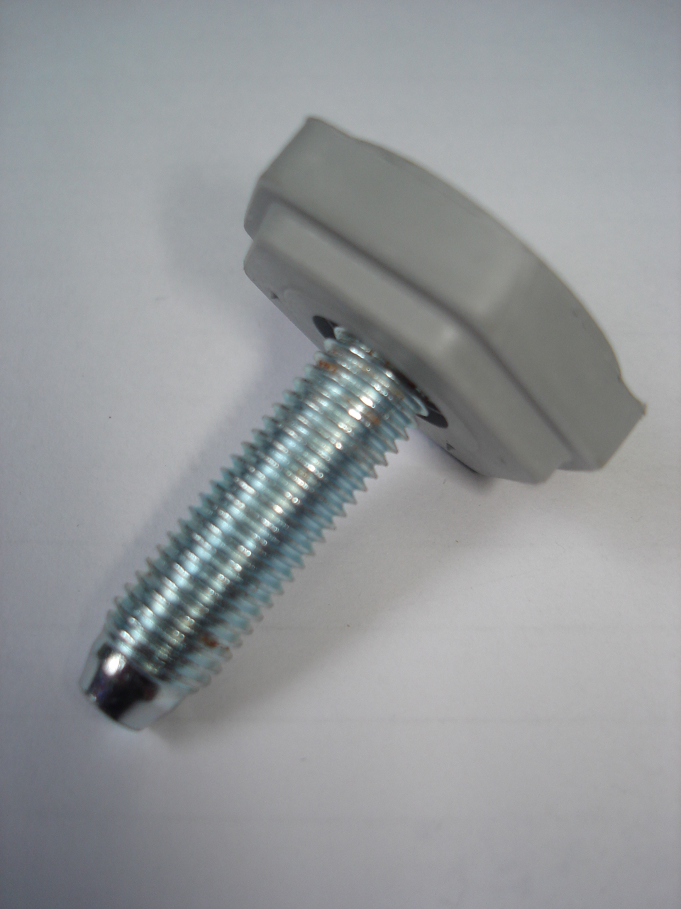 NOGICA HLADNJAKA KONČAR PREDNJA