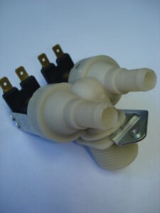 ELEKTROVENTIL DVOKRAKI KUTNI