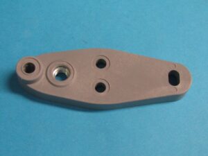 NOSAČ PANTA DONJEG HLADNJAKA GORENJE