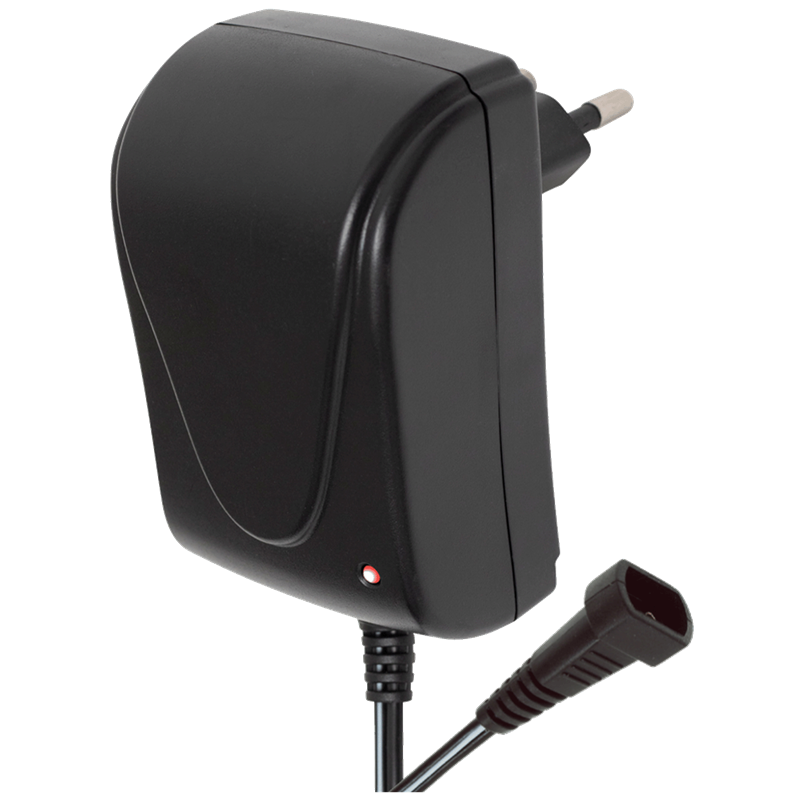 MWMC15N ADAPTER 1500/2100 mA SA VIŠE PRIKLJUČAKA HOME MW MCC15N